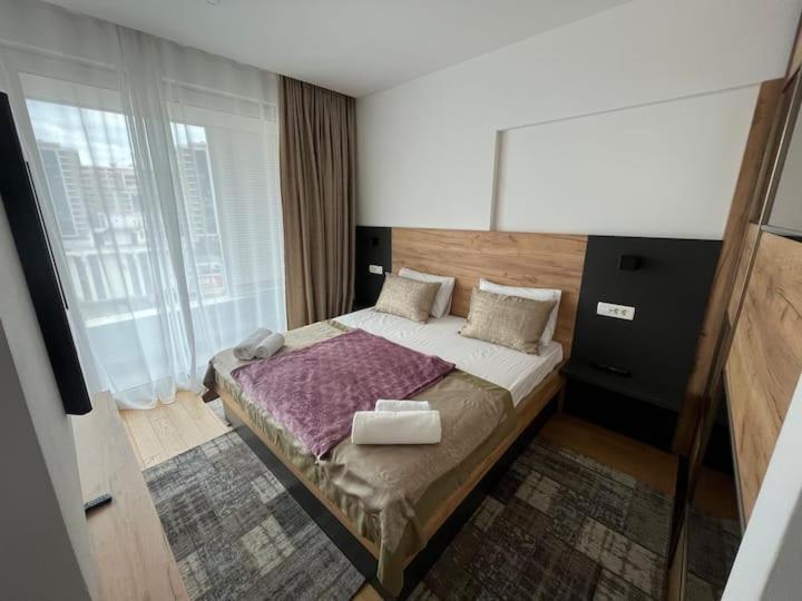 Apartments Lux Будва Екстер'єр фото