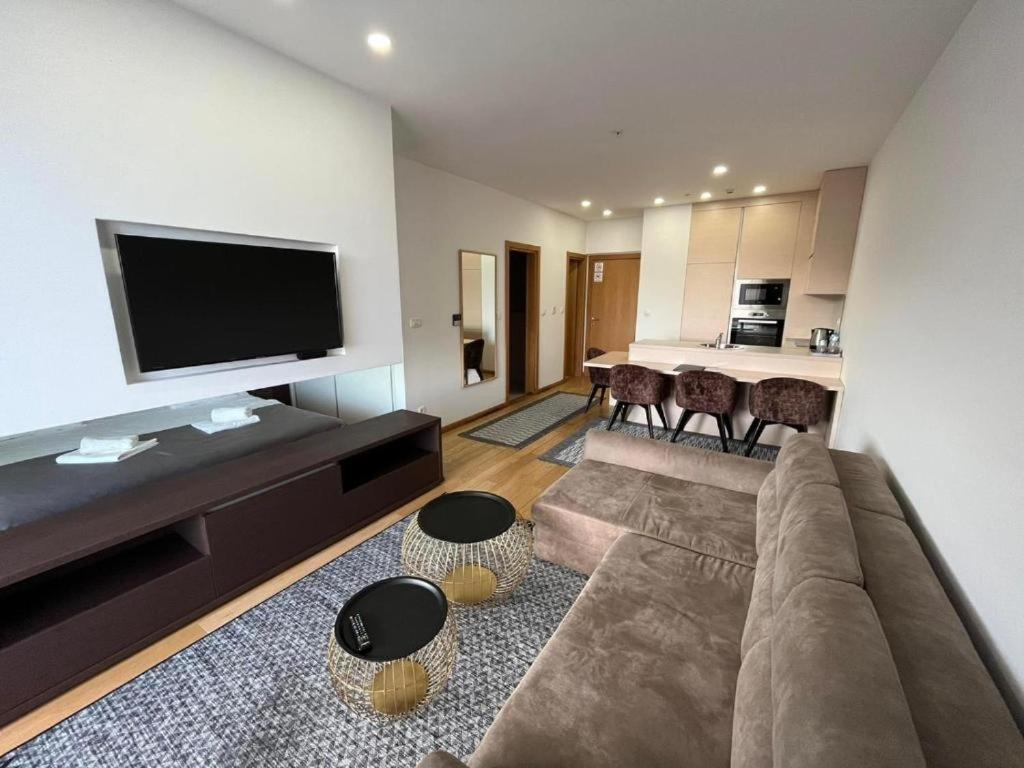Apartments Lux Будва Екстер'єр фото