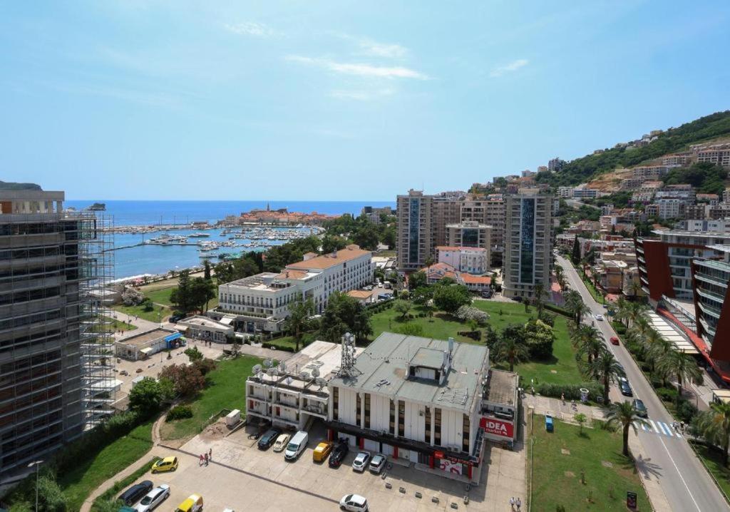 Apartments Lux Будва Екстер'єр фото