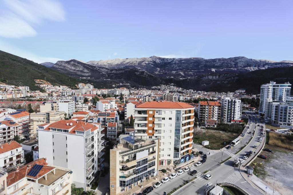 Apartments Lux Будва Екстер'єр фото